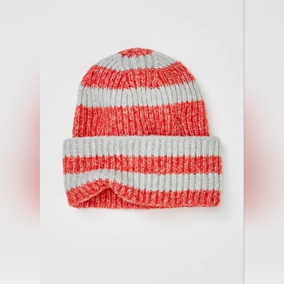 NWOT-Harbor Marled Ribbed Beanie, Grey/Red - Picture 2 of 7